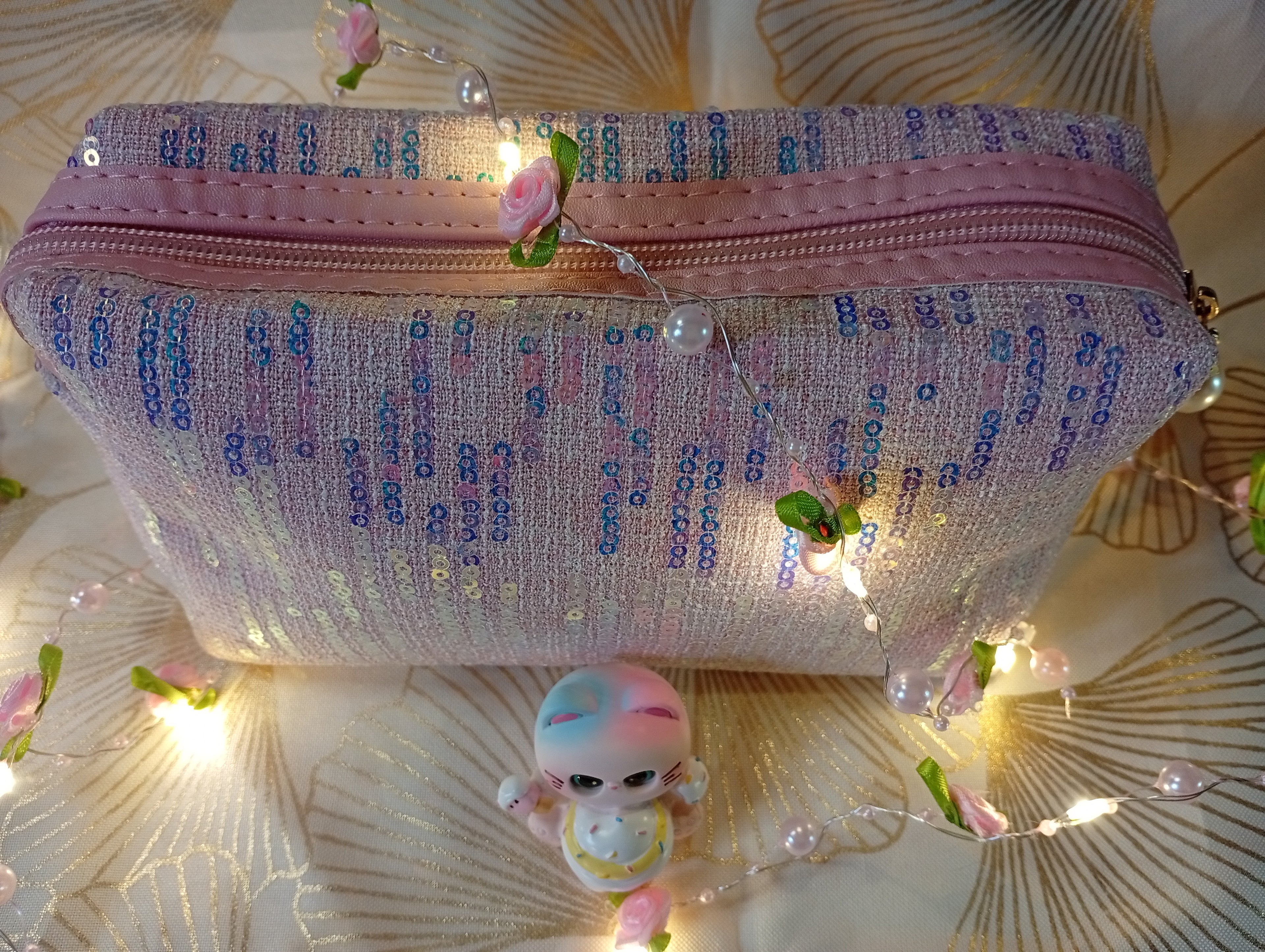 Trousse avec sequins